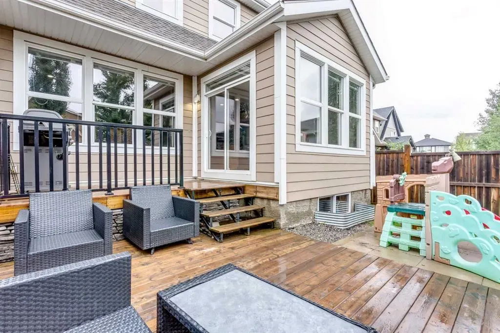 489 Mahogany Court SE
