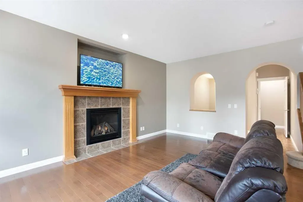 489 Mahogany Court SE