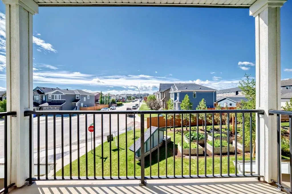 59 Nolanlake Cove NW