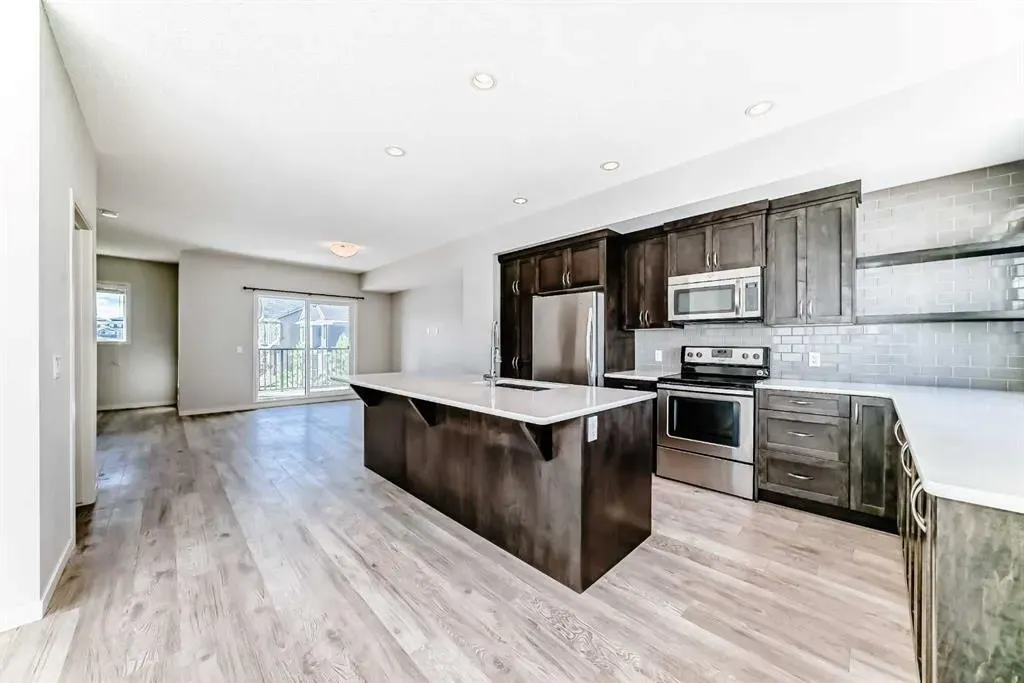 59 Nolanlake Cove NW
