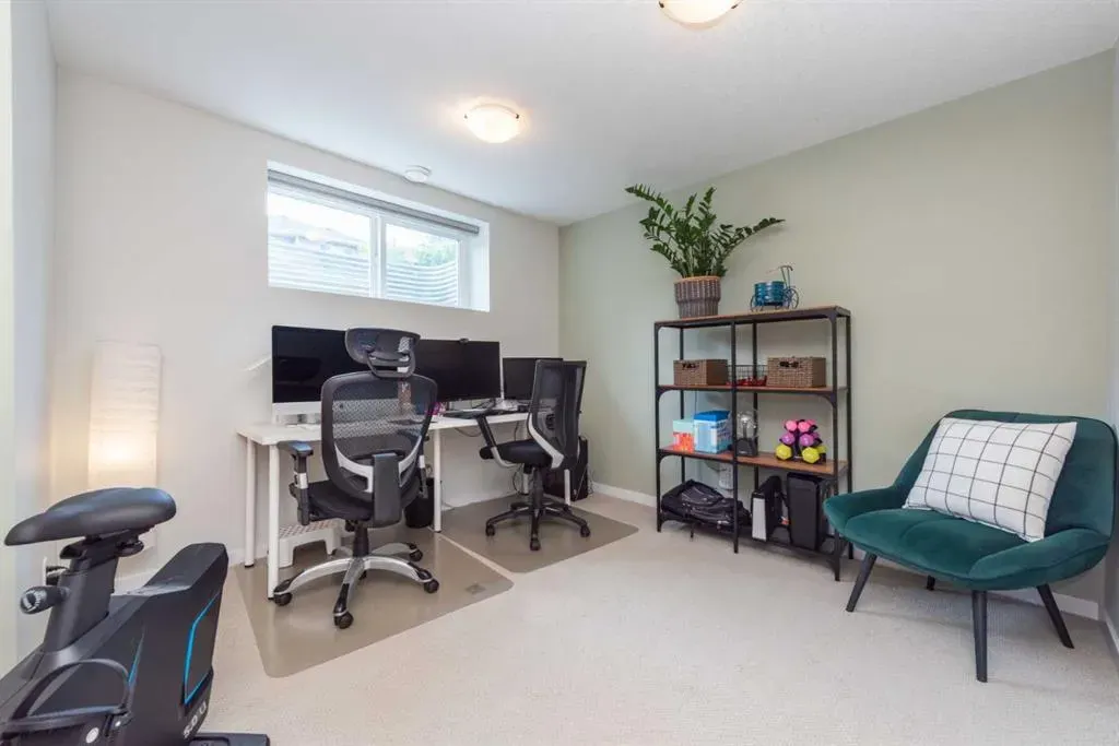 188 Wildrose Crescent