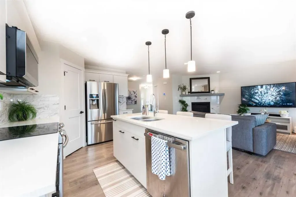 188 Wildrose Crescent