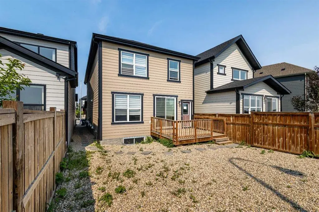 65 Masters Row SE