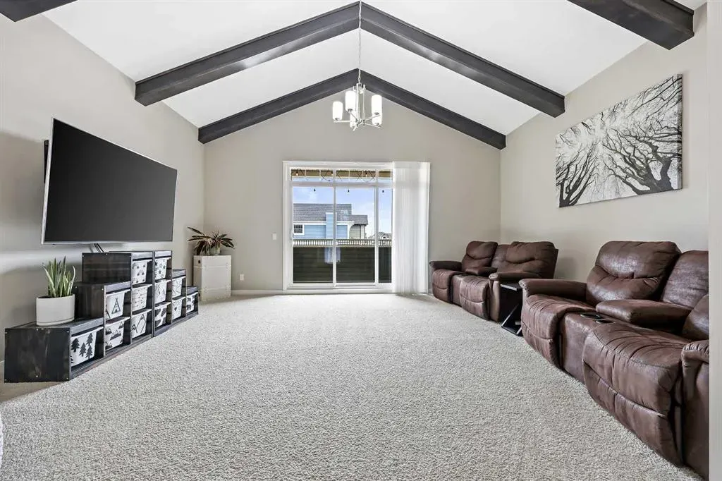 127 Fireside Crescent