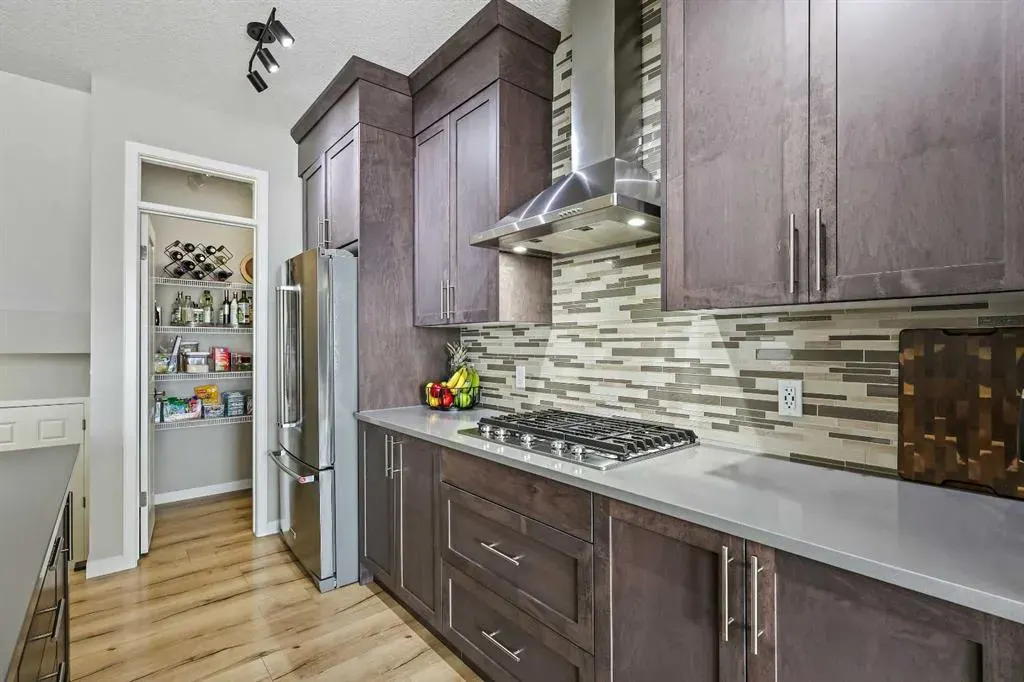 127 Fireside Crescent