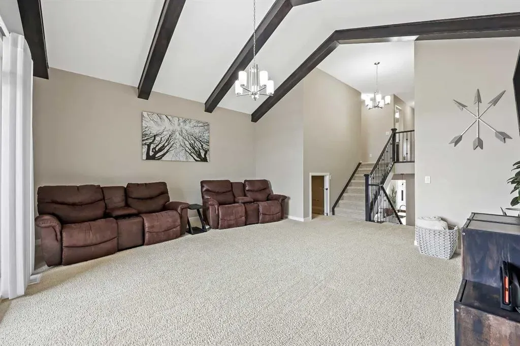 127 Fireside Crescent