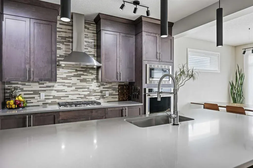 127 Fireside Crescent
