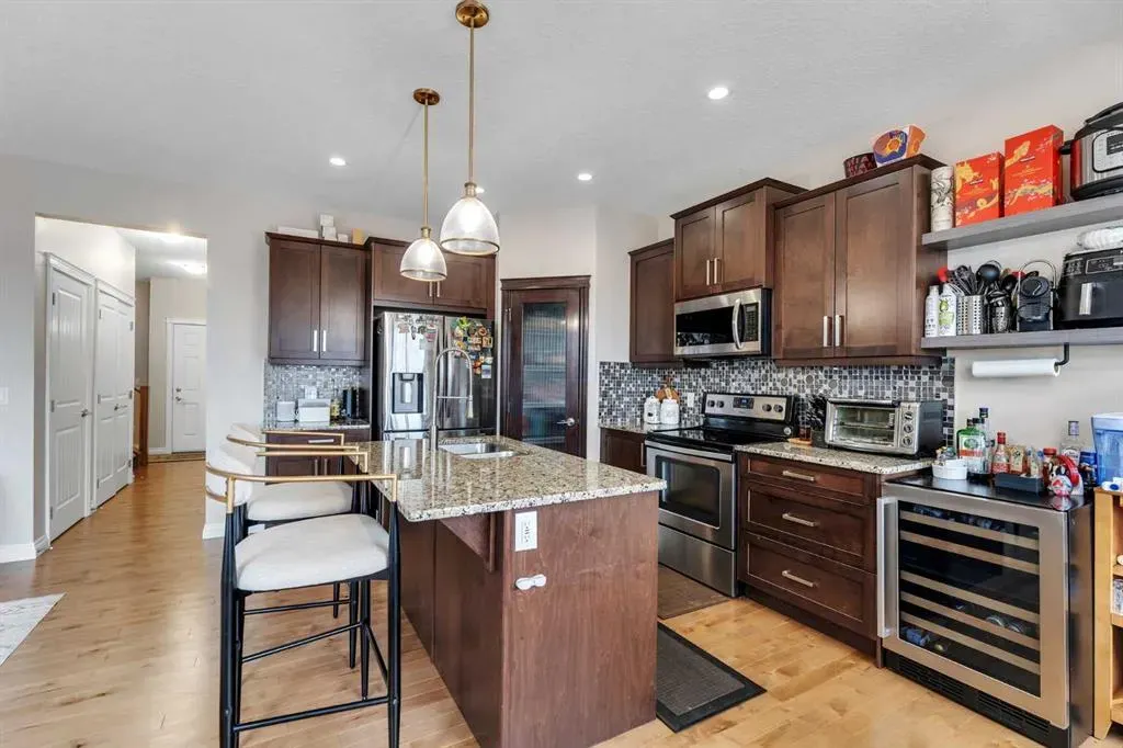 296 Evansborough Way NW