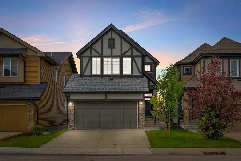 296 Evansborough Way NW