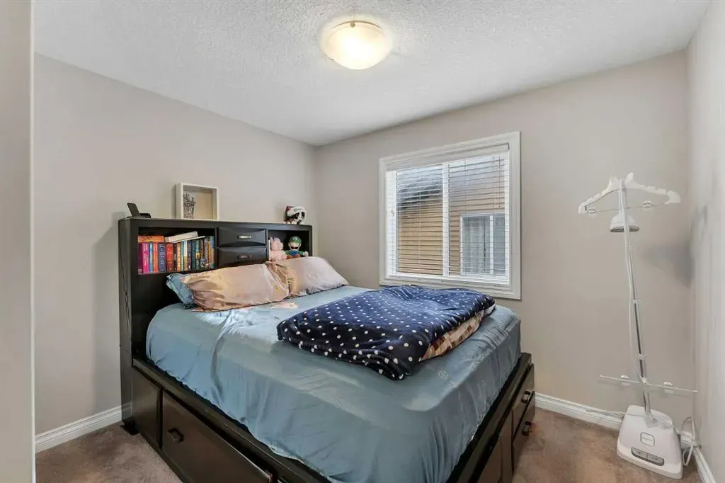 296 Evansborough Way NW