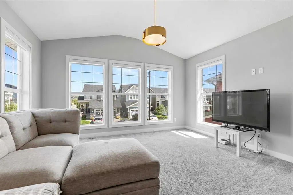 79 Sunrise Way
