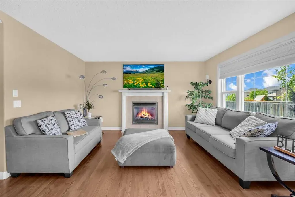 218 Evansford Circle NW