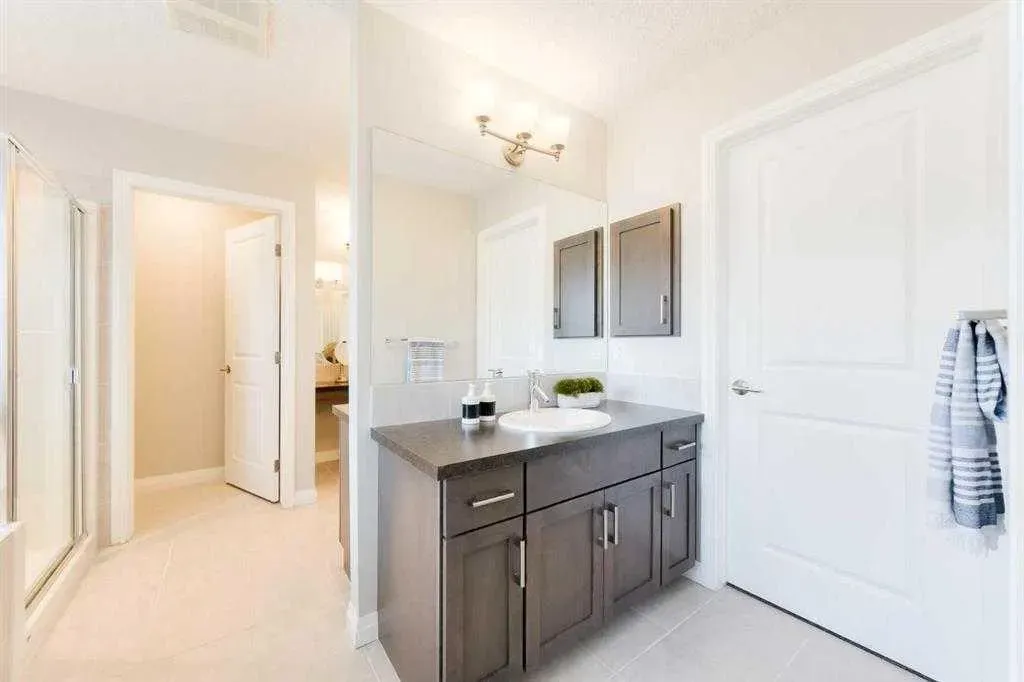 49 Sunset Manor
