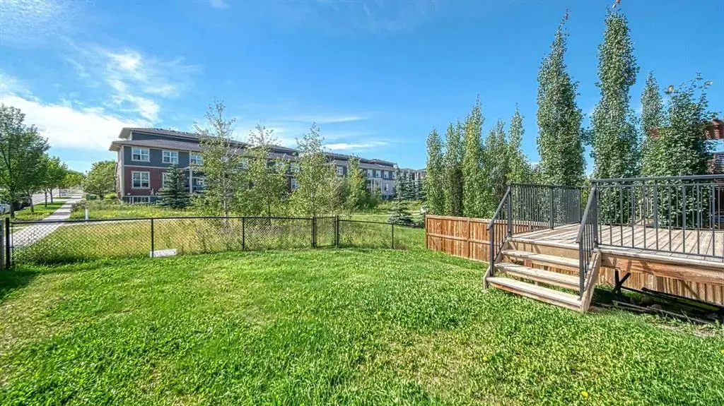 5 Nolanfield Point NW