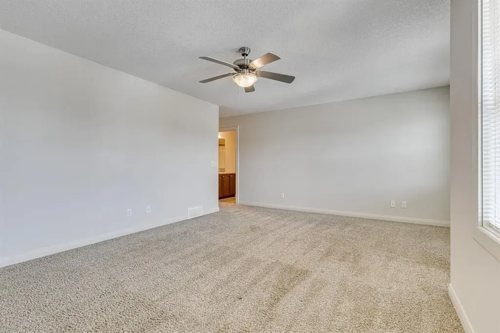 159 Evansdale Common NW