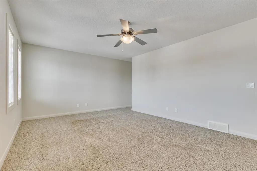 159 Evansdale Common NW