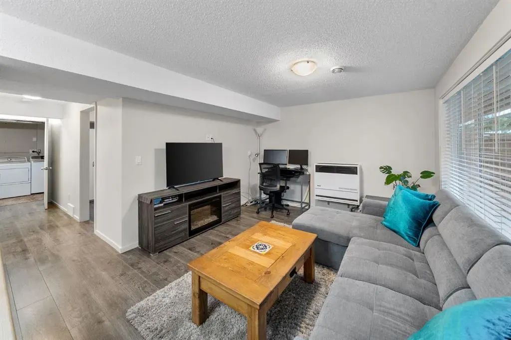 201 Fireside Place