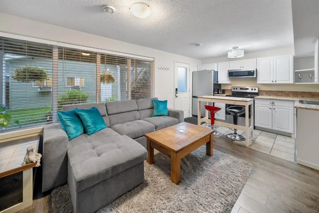 201 Fireside Place