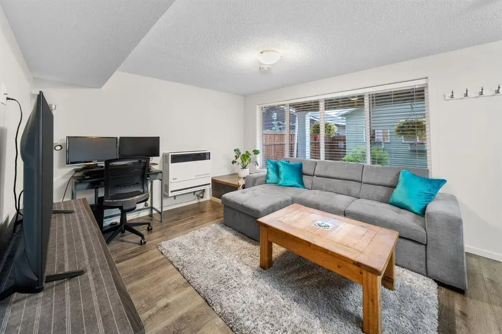 201 Fireside Place