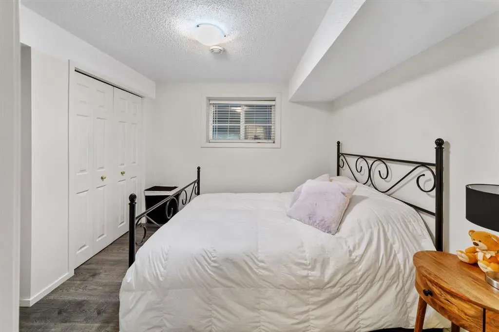 201 Fireside Place