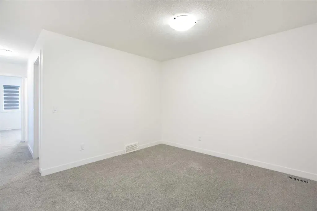 200 Homestead Grove NE