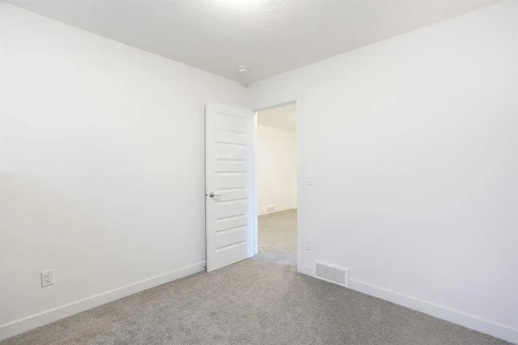 200 Homestead Grove NE