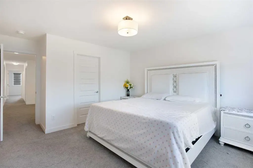200 Homestead Grove NE