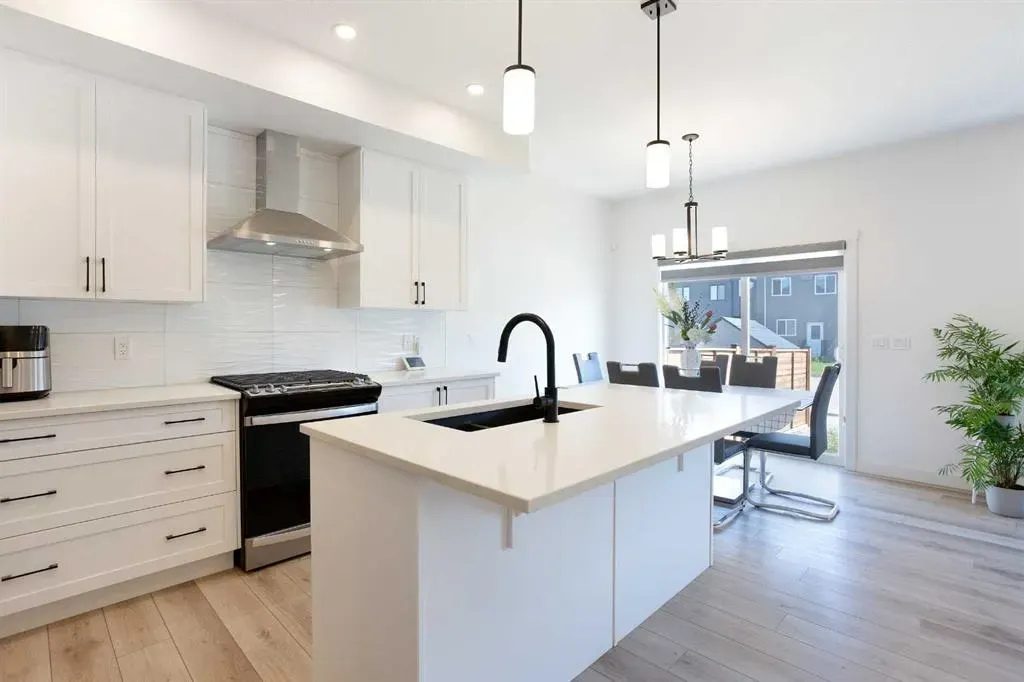 200 Homestead Grove NE