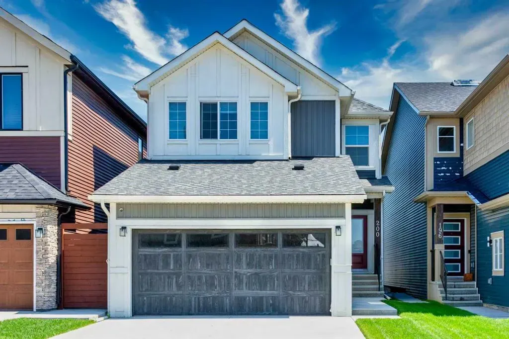 200 Homestead Grove NE