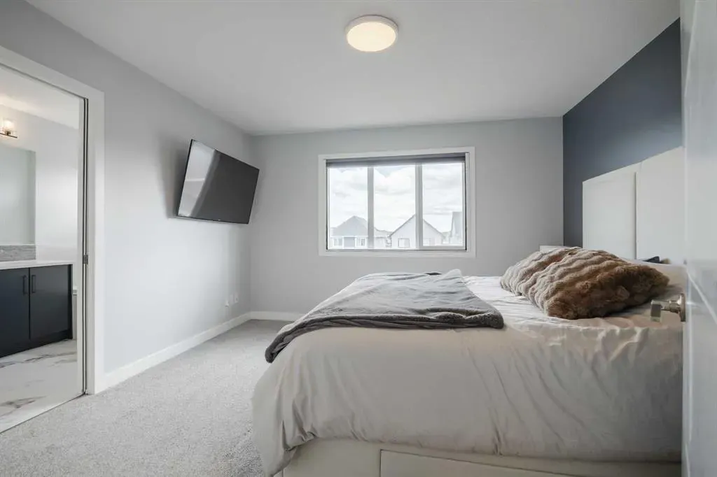 190 Magnolia Square SE