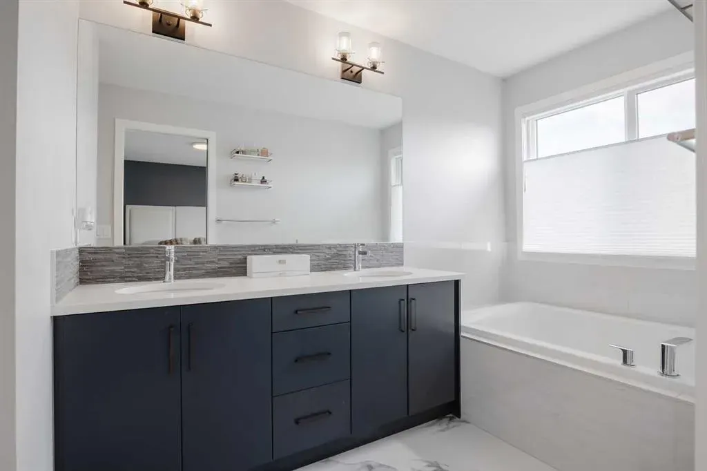 190 Magnolia Square SE