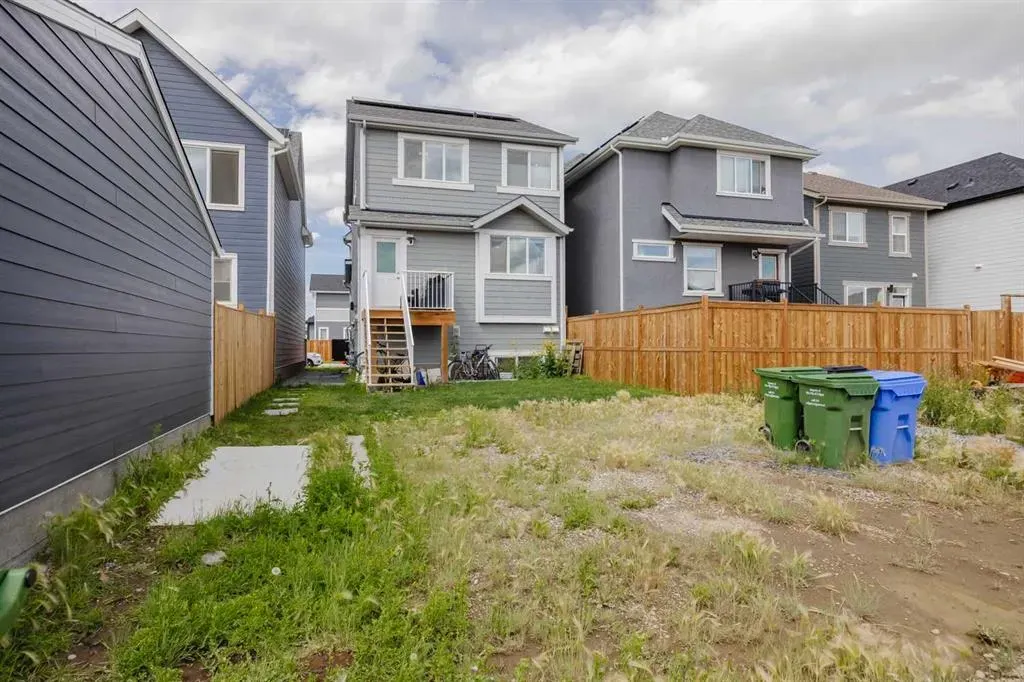 190 Magnolia Square SE
