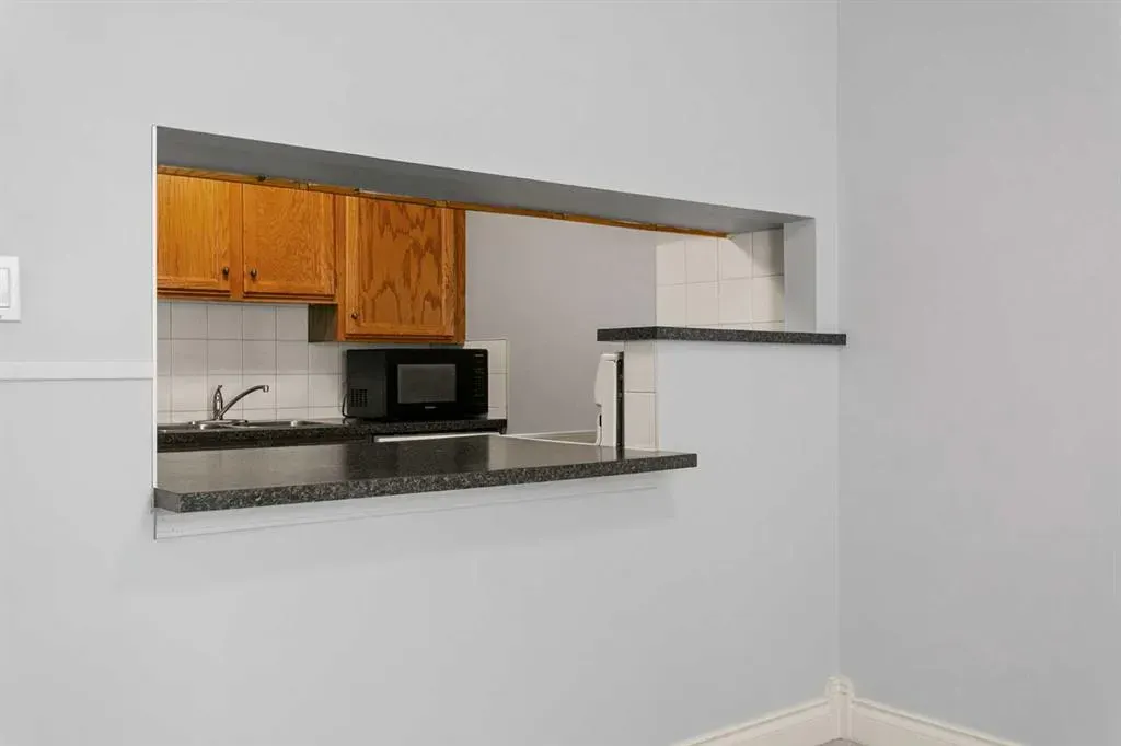 1311 15 Avenue SW, #203