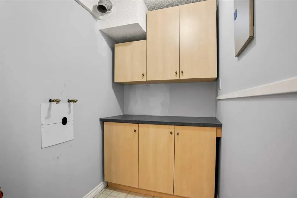 1311 15 Avenue SW, #203