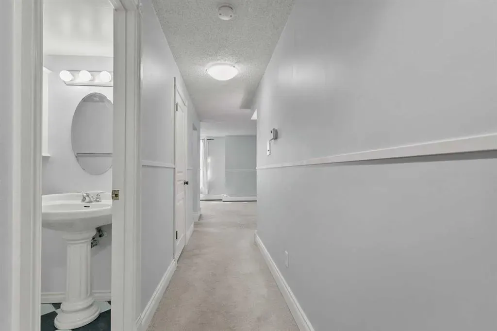 1311 15 Avenue SW, #203