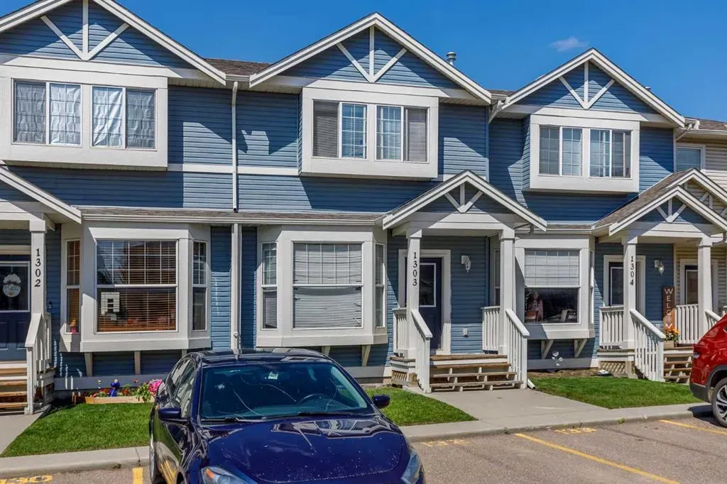 703 Luxstone Square SW, #1303