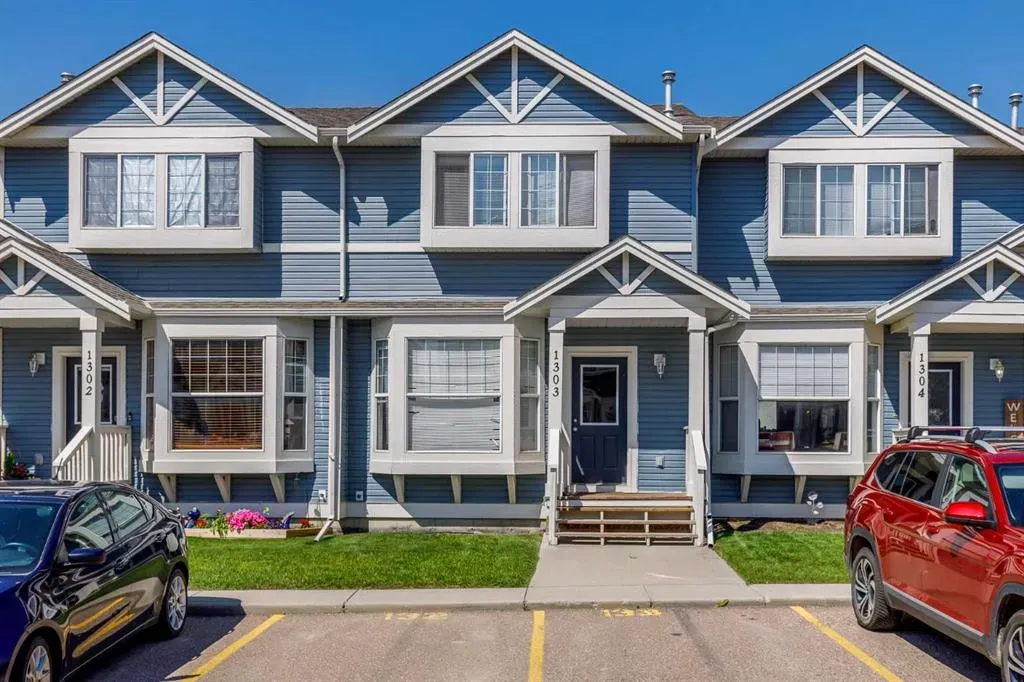 703 Luxstone Square SW, #1303