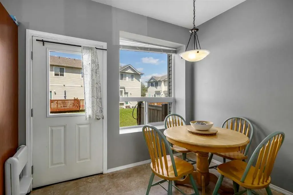 703 Luxstone Square SW, #1303