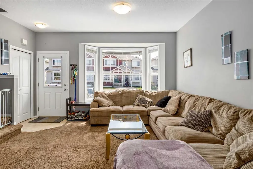 703 Luxstone Square SW, #1303