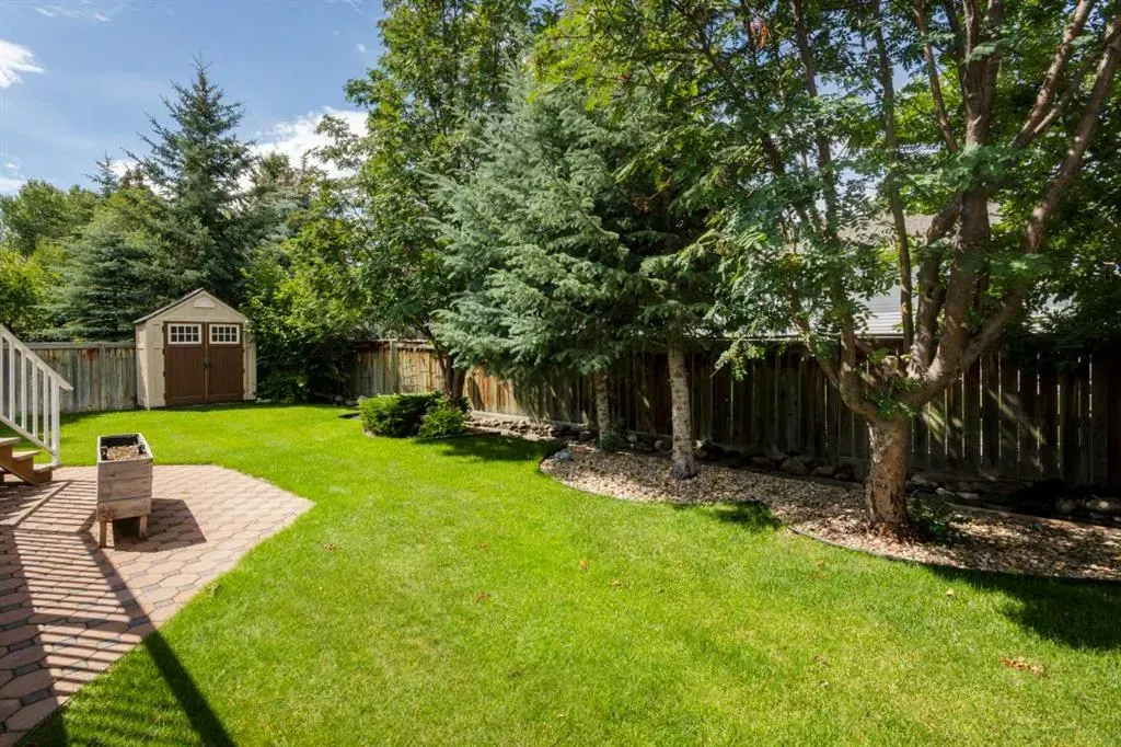 12 Bow Way
