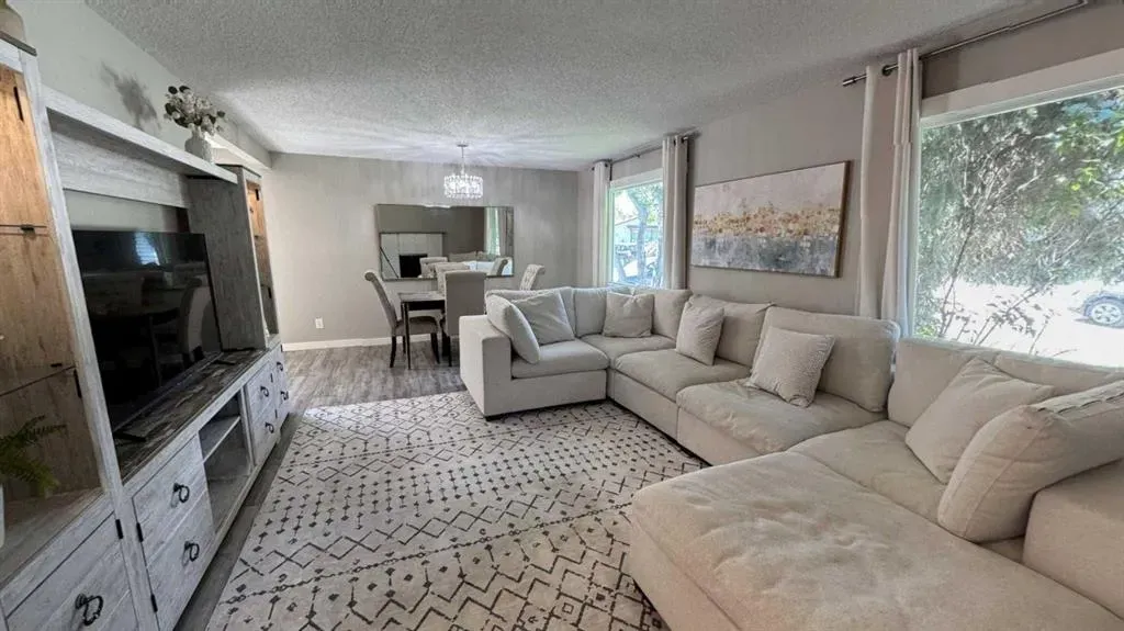 47 Sunhurst Court SE