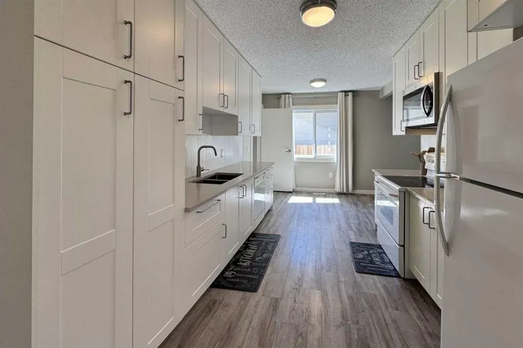 47 Sunhurst Court SE