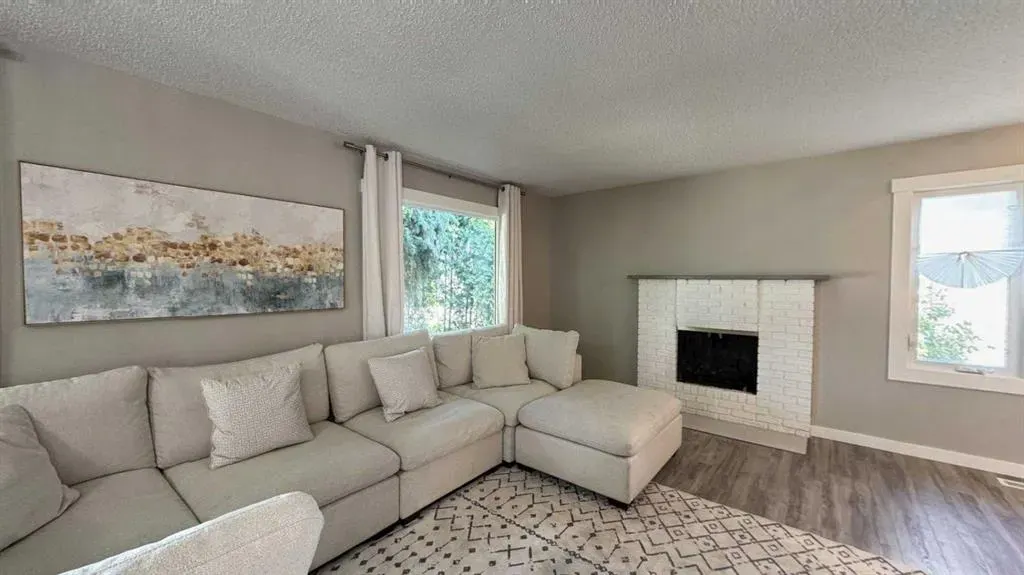 47 Sunhurst Court SE