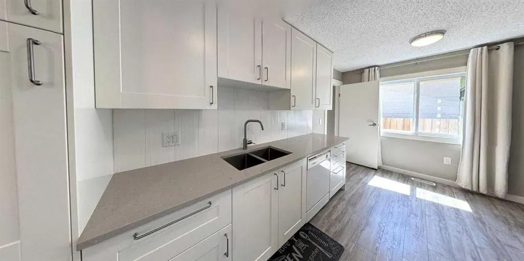 47 Sunhurst Court SE