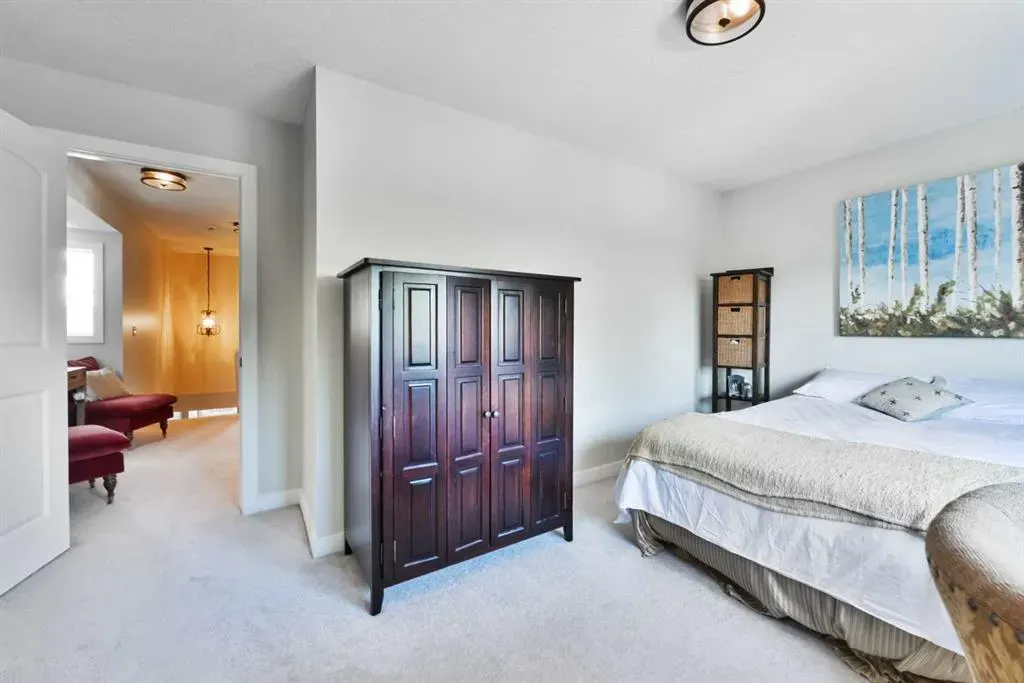 2508 17 Street SE