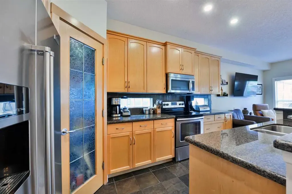 2508 17 Street SE