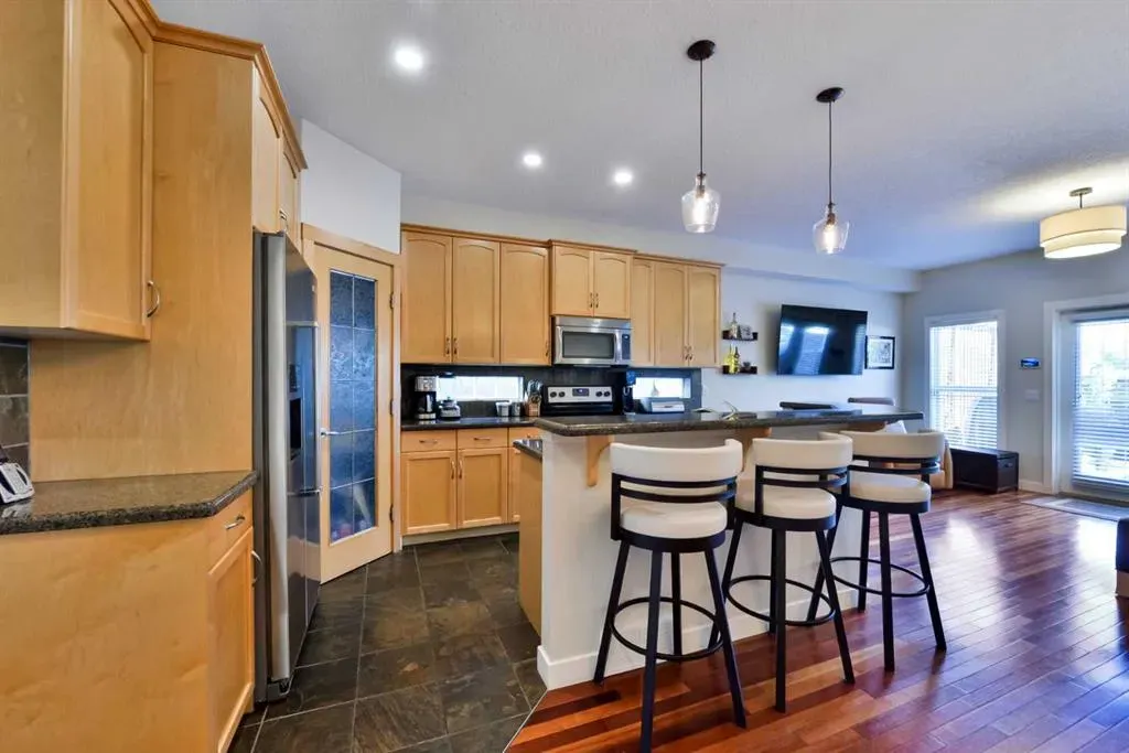 2508 17 Street SE
