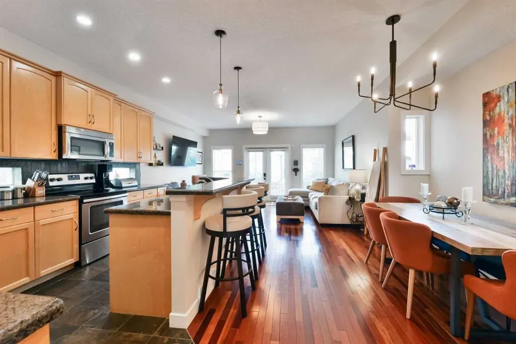 2508 17 Street SE