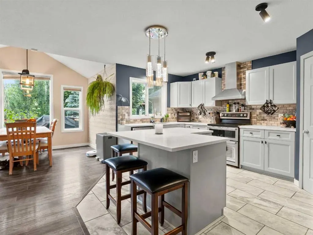 169 Cimarron Drive