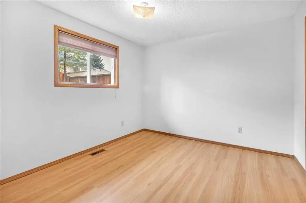 28 Hunters Crescent